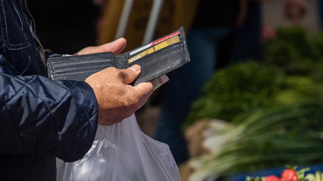 Salgın var... Hemen cüzdanınızı değiştirin! Kiminle konuşsanız benzer şikayetler... İşte onlara karşı gözden kaçan bir önlem