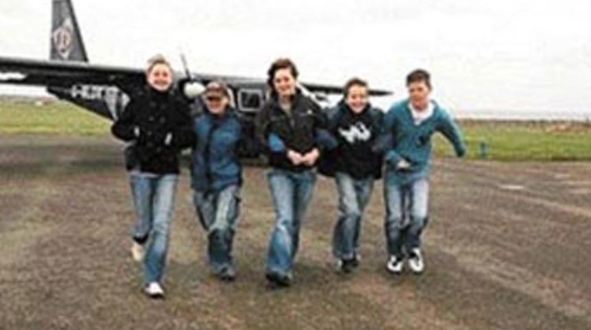 Okula 'u&ccedil;a u&ccedil;a' gidiyorlar