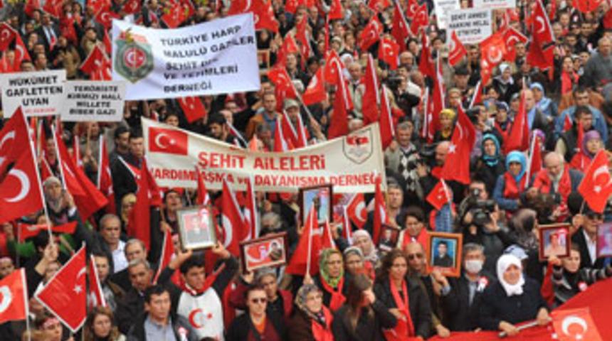 Tazminatı PKK&rsquo;lıların ailesi &ouml;deyecek