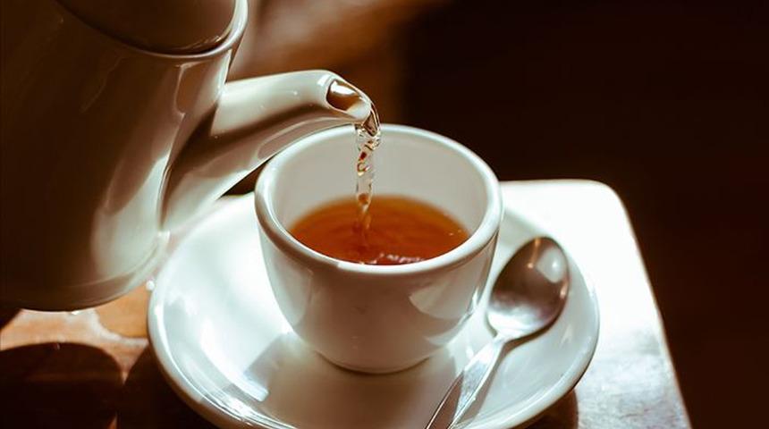 Kışın herkes ilk onlara sarılıyor! Arkasında büyük bir tehlike var... Çayı sakın böyle içmeyin