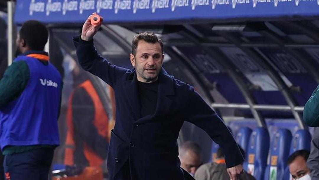 Sivasspor karşısında alınan beraberlik sonrası Galatasaray teknik direkt&ouml;r&uuml; Okan Buruk ma&ccedil; sonunda VAR'a isyan etti oyuncularına kızdı! 