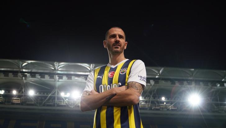 Fenerbahçe Leonardo Bonucci transferini resmen açıkladı! İşte yıldız oyuncunun Sarı-Lacivertliler'de giyeceği forma numarası G3