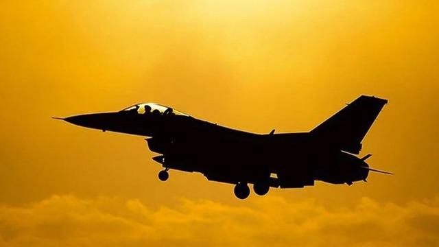 Orta Doğu'da hareketli gece! Hem ABD hem İngiltere saldırıya geçti: Savaş uçakları o kentleri vurdu