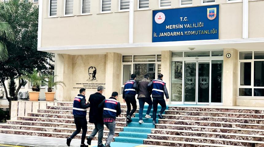 Mersin ve Şanlıurfa'da terör örgütüne yönelik operasyonda yakalanan 2 şüpheli tutuklandı
