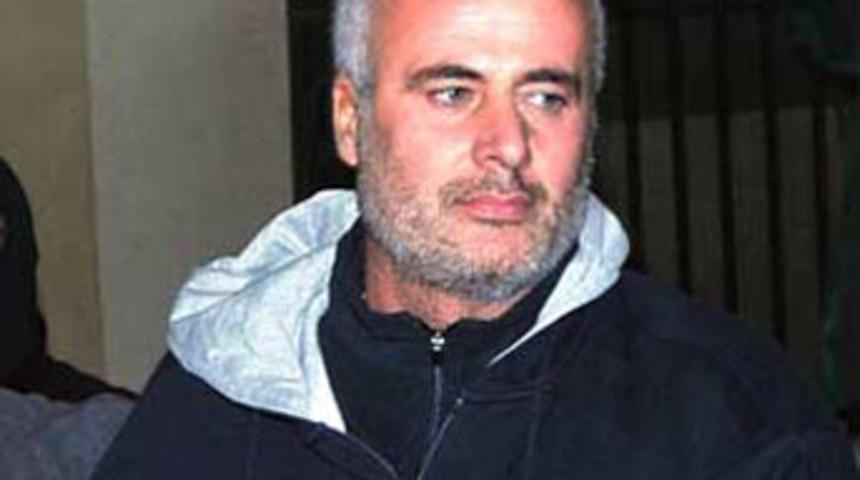 Rakibinin oğlunu asitle eritti