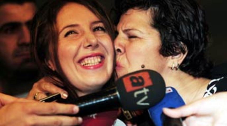 Aysun Kaptan'ı şaşırtan telefon!