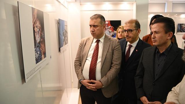Kanıt kitabındaki görsellerden oluşan sergi Tuzla'da açıldı