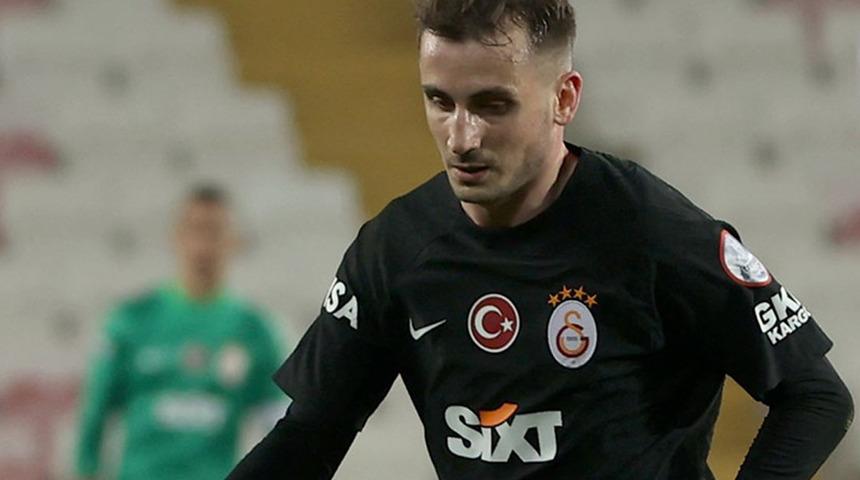 Kerem Aktürkoğlu'nun ağzını okudular! Zorbay Küçük'e söylediği sözler ortaya çıkmasının ardından sosyal medya karıştı! ''Hayatımda gördüğüm en kötü hakemsin bak yüzüne söylüyorum''