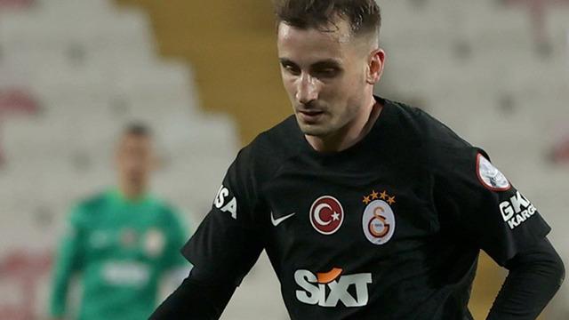 Kerem Aktürkoğlu'nun ağzını okudular! Zorbay Küçük'e söylediği sözler ortaya çıkmasının ardından sosyal medya karıştı! ''Hayatımda gördüğüm en kötü hakemsin bak yüzüne söylüyorum''