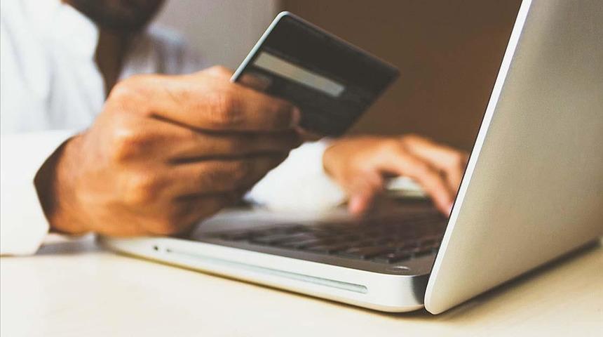 Bakanlık elektronik ödemeleri takibe aldı 