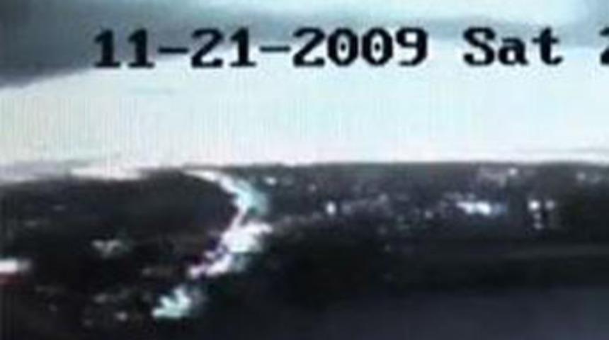 Meteorun d&uuml;şme anı g&ouml;r&uuml;nt&uuml;lendi