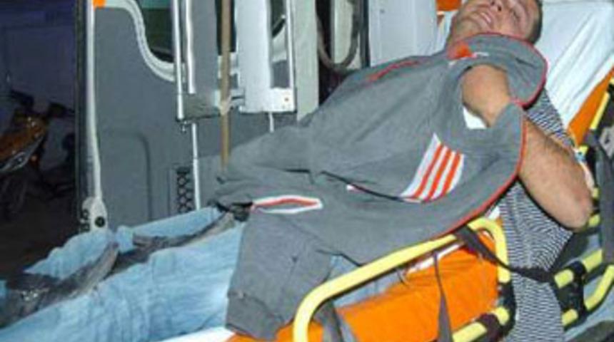 Eşine kızdı, kendine harakiri yaptı