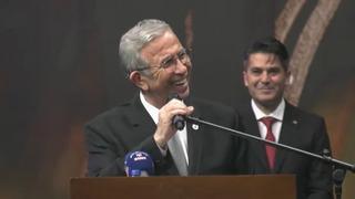 Belediye personeline yapılan zam gündem oldu! Mansur Yavaş Şimdilik diyerek duyurdu, salonda coşkulu anlar yaşandı