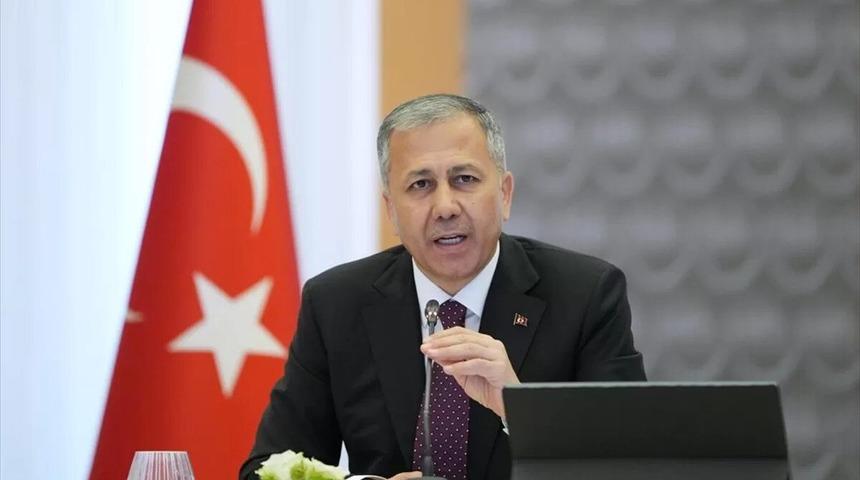 İçişleri Bakanı Ali Yerlikaya duyurdu: Provokatif paylaşıma operasyon! Gözaltılar var