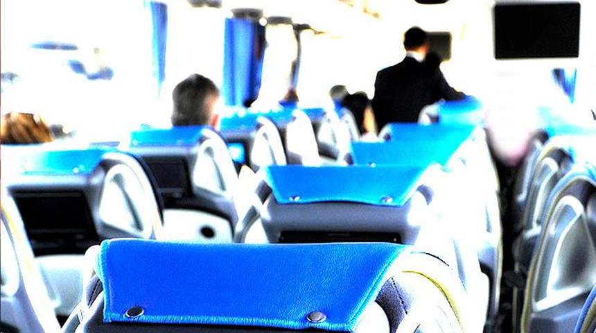 Otobüste şehirler arası yolculuk yaparken üzerine kaynar su dökülmüştü! Firma tazminat ödeyecek