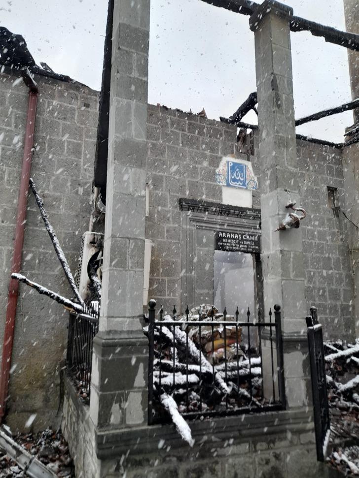 Yer: Rize! Dün ibadete açılmıştı: Bugün küle döndü G1