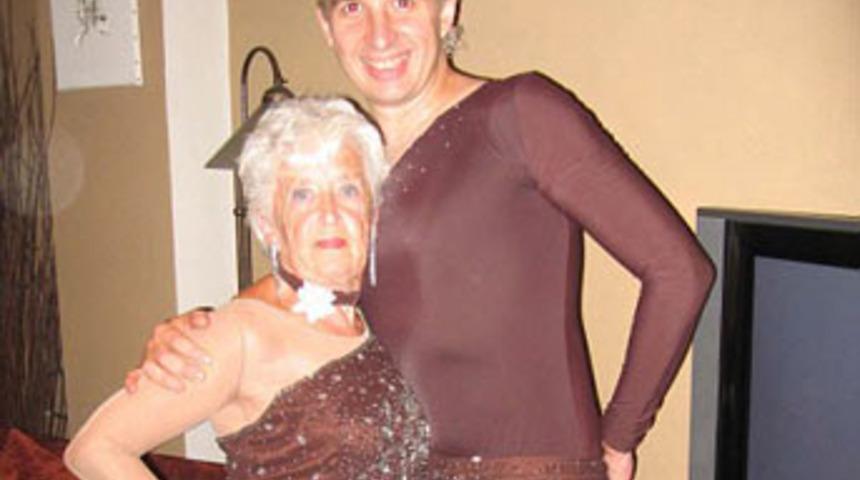 75'lik b&uuml;y&uuml;kanne şaşırttı