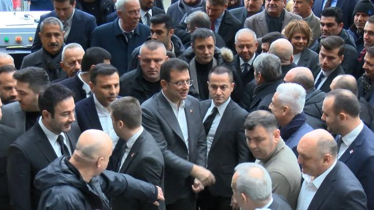 'Kendimizi İstanbul'a mühürledik' Ekrem İmamoğlu'ndan yerel seçim çıkışı! "Dönüp arkaya 'Acaba o ne der' diye korkarak bakıyorsa o, İstanbul'un koltuğunda oturamaz" G4