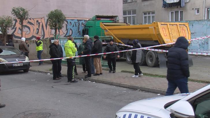 Esenler'de şoke eden anlar! '9 şiddetinde deprem oluyor sandık' G2