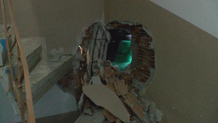 Esenler'de şoke eden anlar! '9 şiddetinde deprem oluyor sandık' G3