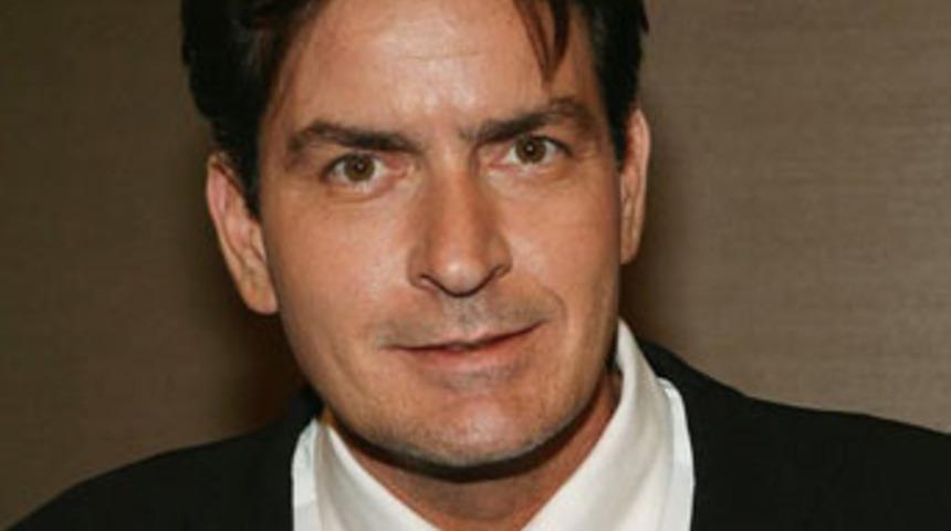Charlie Sheen g&ouml;zaltına alındı