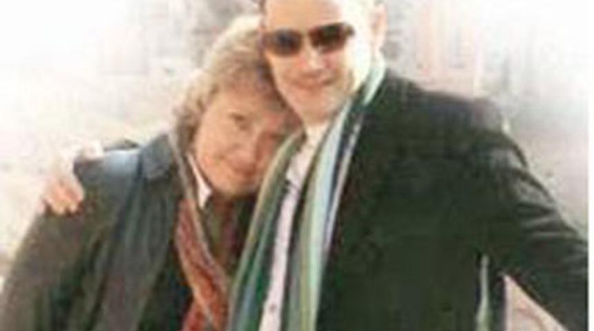 Bor&ccedil; yaparak d&uuml;nyayı dolaştı ama...