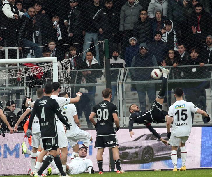 Fernando Santos Süper Lig kariyerine 3 puanla başladı! Beşiktaş Semih Kılıçsoy'un yıldızlaştığı maçta Karagümrük'ü 3-0 mağlup etti 18269980-728xauto