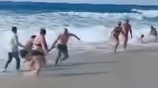 Alanya'da 2 turist boğulma tehlikesi geçirdi!