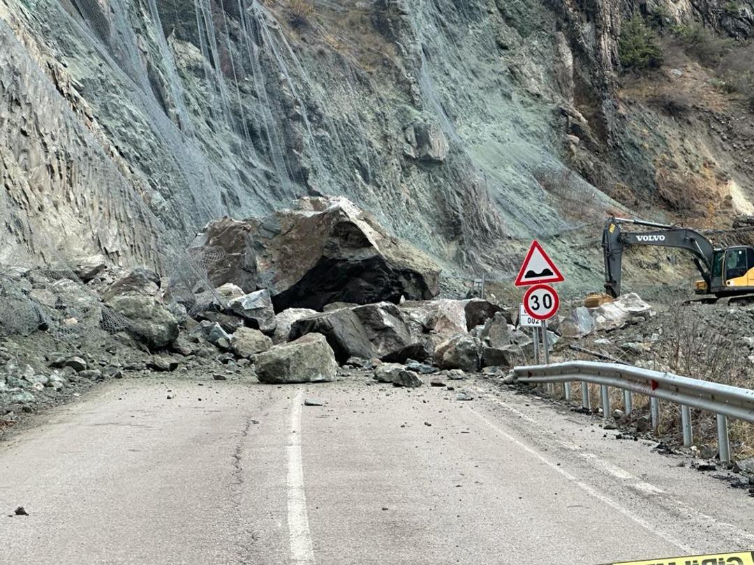 Yeni yılın daha ilk ayında 3 katlık artış bir ili paniğe s&uuml;r&uuml;kledi! Hem s&uuml;r&uuml;c&uuml;lere hem vatandaşlar uyarı geldi: "Hemen ihbar edilmeli"