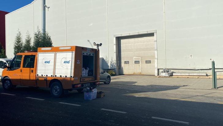 Kocaeli'de fabrikada kimyasal sızıntı! Gökyüzünü turuncu duman kapladı G3