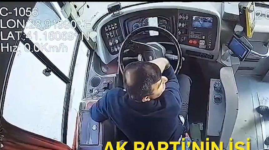 Yürüyen merdivenlerden sonra şimdi de otobüs arızası iddiası: İBB o anları paylaşıp AK Parti'yi suçladı! "Set kurulup çekim yapıldı"