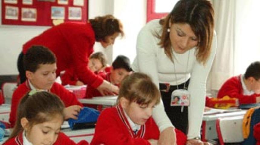 &Ouml;ğretmene 5 yıldızlı otelde tatil