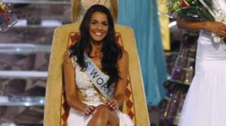 İşte 2009'un en g&uuml;zel kızı