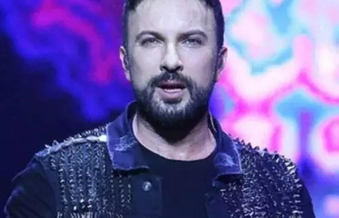 Megastar Tarkan kızıyla olan pozunu paylaştı... Paylaşım kısa s&uuml;rede g&uuml;ndem oldu! Kızı kocaman oldu