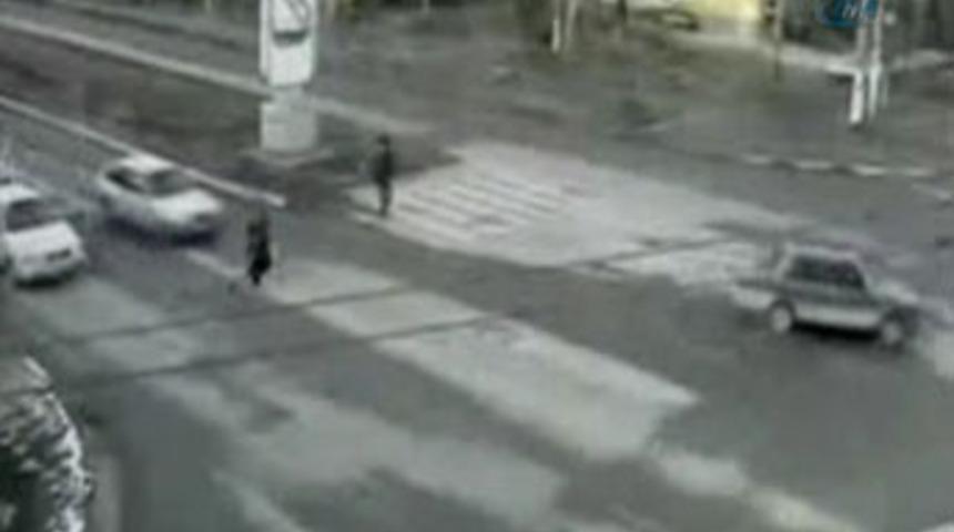 İnsanlık &ouml;lm&uuml;ş!