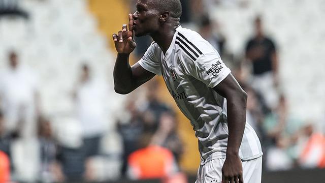 Aboubakar Fenerbahçe'ye gidiyor mu? Beşiktaş kulübünden çıkan iddialar sonrası resmi açıklama geldi
