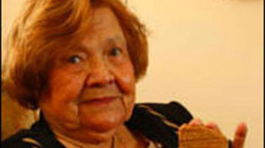 Yılbaşı ağacı s&uuml;slemek T&uuml;rk adeti mi?