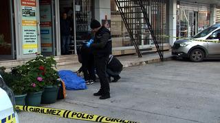 Beylikdüzü'nde 54 yaşındaki kadın pasajın çatısından atlayarak intihar etti