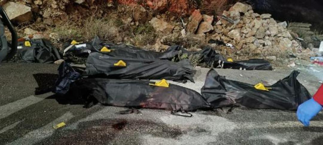 SON DAKİKA | Mersin'de yolcu otob&uuml;s&uuml; kaza yaptı! &Ccedil;ok sayıda &ouml;l&uuml; ve yaralı var... Vali Pehlivan'dan ilk a&ccedil;ıklama