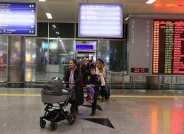 Gidiyorlar! İkamet izinli yabancı sayısı 250 bine yakın azaldı: Herkes Suriye sanıyordu, liste çok başka çıktı