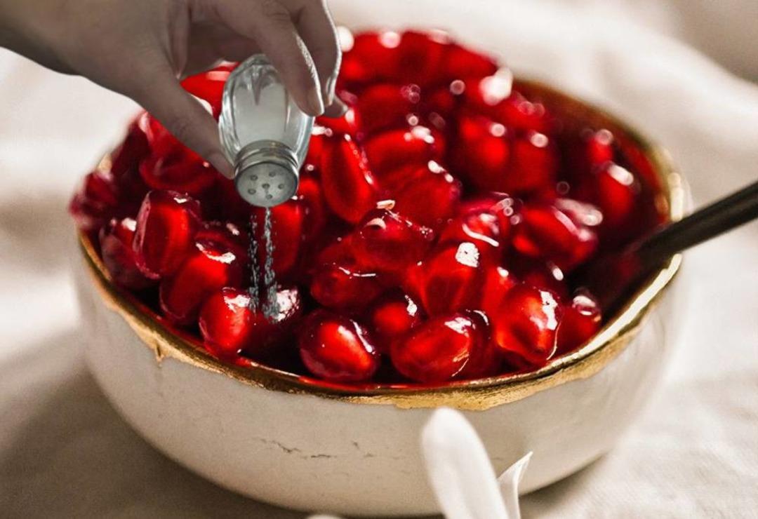 Kış aylarının vazge&ccedil;ilmeziyle gelen sır! Tuz d&ouml;k&uuml;p yerseniz bakın neler oluyor