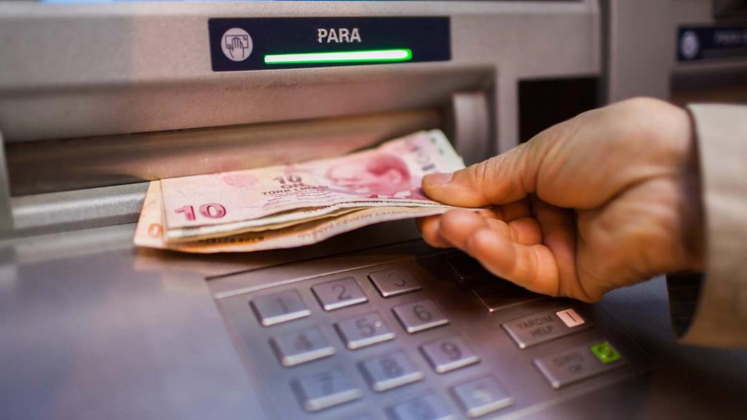 Kabine Toplantısı &ouml;ncesi Deniz Zeyrek'ten emekliye ek zam kulisi!