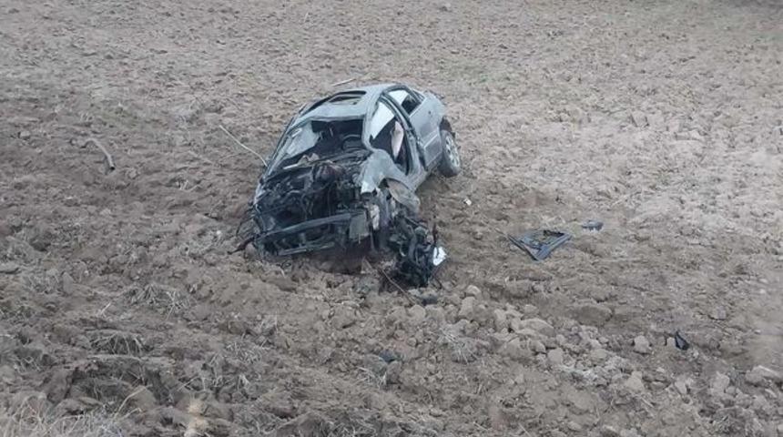 Kırşehir'de devrilen otomobilin sürücüsü öldü