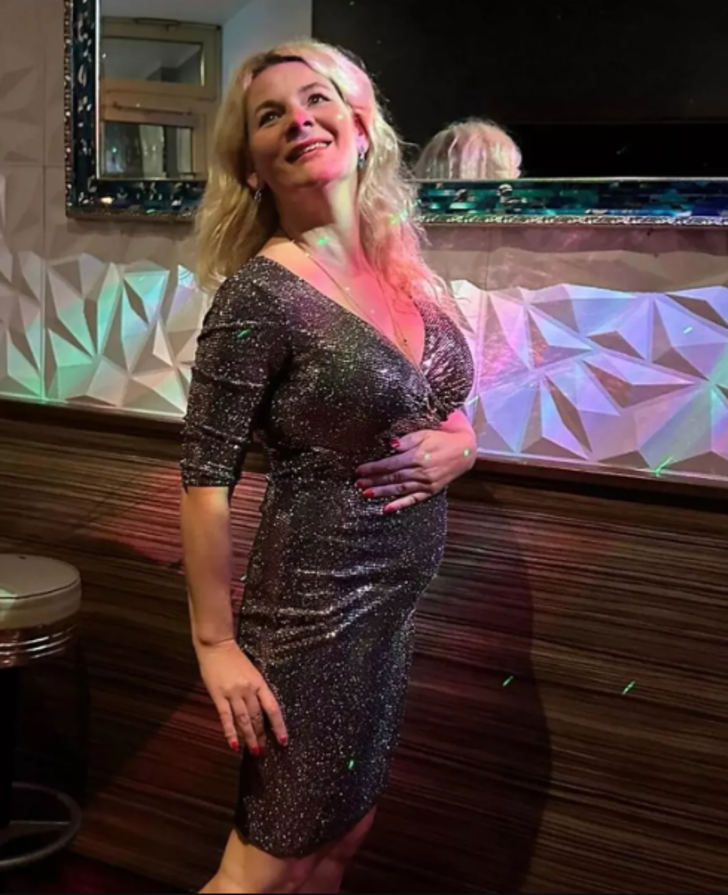 Öğretmenin sosyal medyadan yaptığı cinsellik tavsiyeleri başına bela oldu! Kendisini 'enerji ve seks terapisti' olarak tanımlıyordu... Görevine son verildi G3