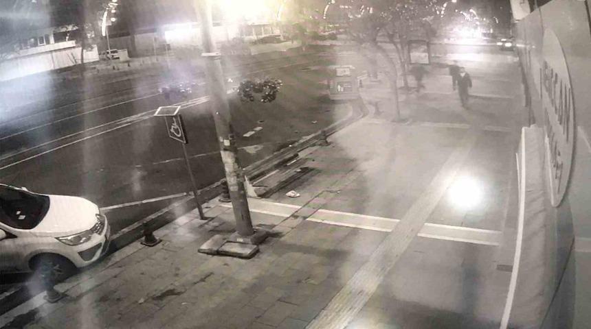 Lavabosunu kullanmak istediği iş yerinin sahipleri darp etti