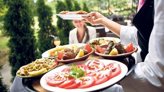 Çeşme'nin meşhur lahmacunun fiyatını bile solladı! Uludağ'daki rakamları görenler tekrar tekrar baktı