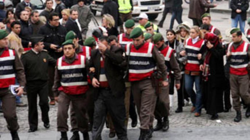 Uyuşturucu satıcılarından ilgin&ccedil; promosyon