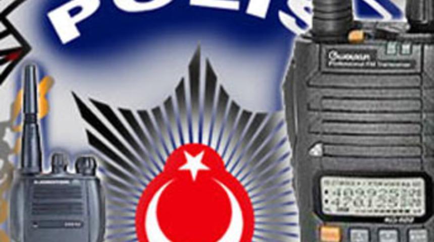 Bu telsiz anonsları kırıp ge&ccedil;iriyor!