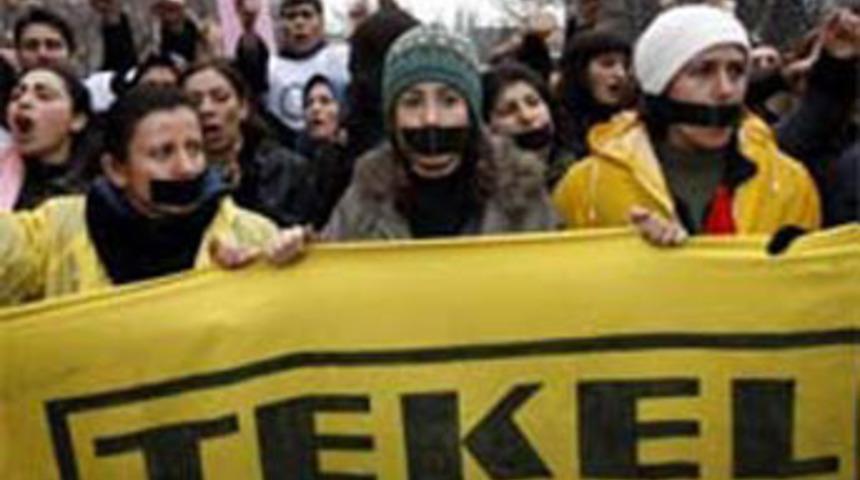 TEKEL iş&ccedil;ileri a&ccedil;lık grevini bitirdi