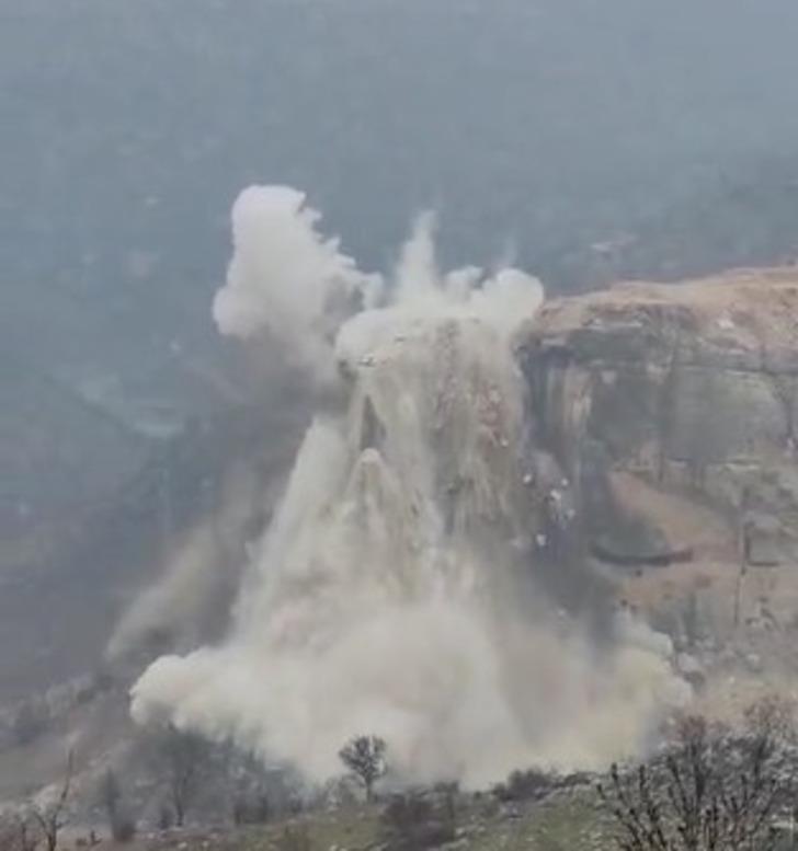 Diyarbakır'da akılalmaz olay! Osmanlı'dan kalma tarihi köprü dinamit patlatılınca hasar gördü G4